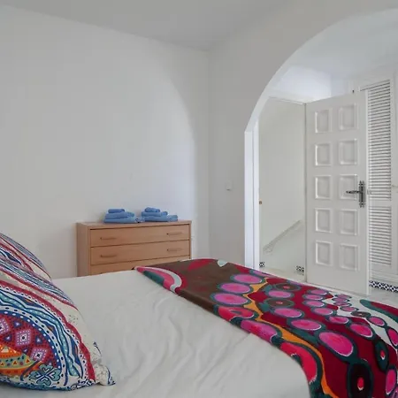 Hébergement de vacances Lovely Townhouse Next To The Beach *